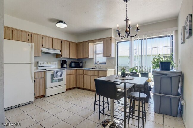 Building Photo - 4209 Skyline Blvd