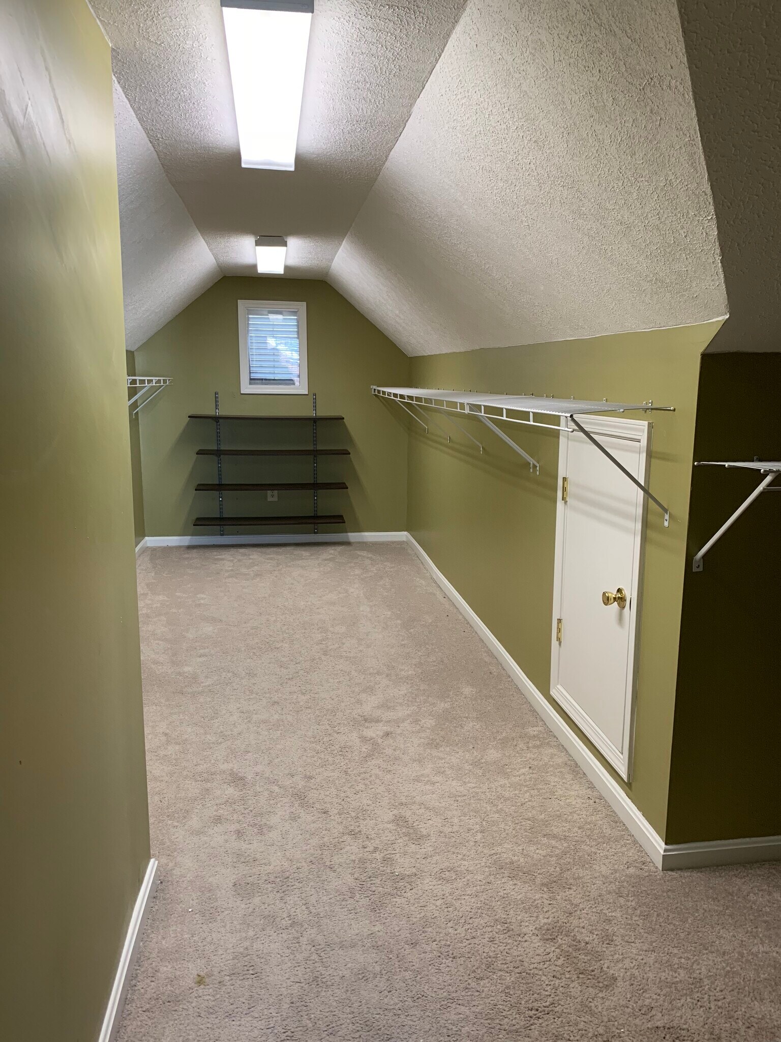 Building Photo - 4201 Bridlepath Pl