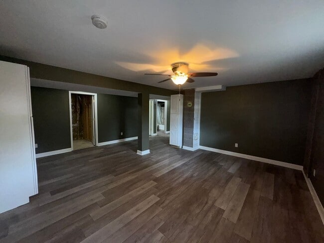 Building Photo - 6120 Dove Lake View