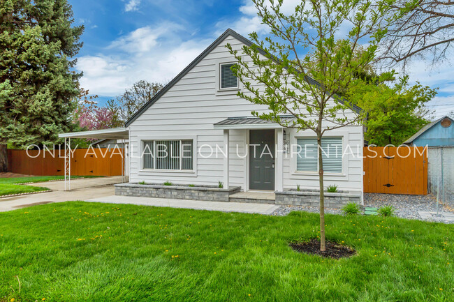 Building Photo - 330 S 1080 E