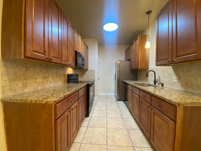 Building Photo - LA JOYA DE LA COSTA, UNIT 202