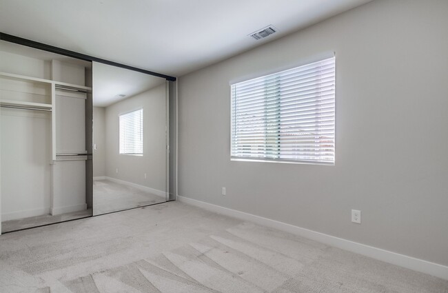 Building Photo - 4276 Kerwood Ct