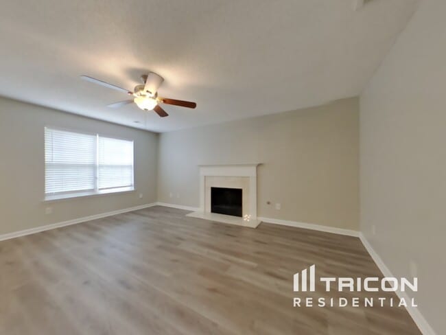Building Photo - 3445 Terrier Tr