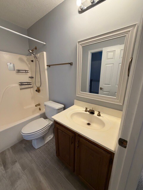 Building Photo - 1602 Ternberry Rd