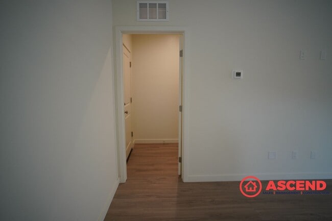 Building Photo - 8609 Frankie Lou St