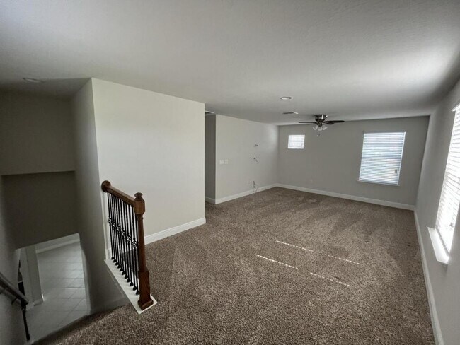 Building Photo - 11306 Leland Groves Dr