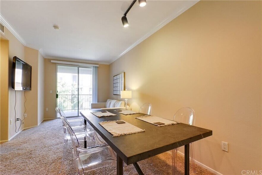 Building Photo - 2335 Watermarke Pl