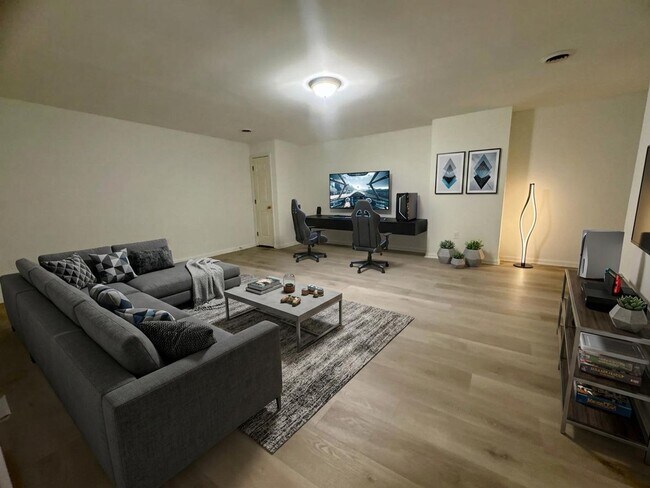 Building Photo - 3 Bedroom 4 Bathroom Available in Hummelstown w/Large Bonus Room!