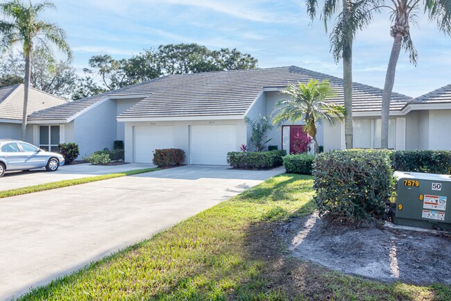 Building Photo - 3014 SW Westlake Cir