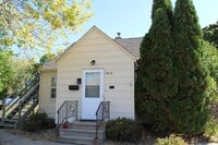 Building Photo - Unique Apartment Awaits You!