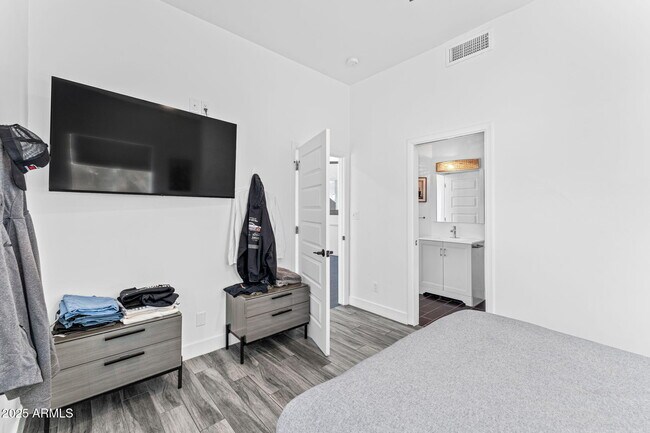 Building Photo - 18812 North 22nd St