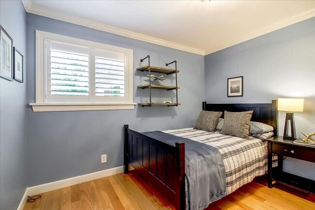 Building Photo - LOVELY 3 Bed/2 Bath Home in San Jose on a ...