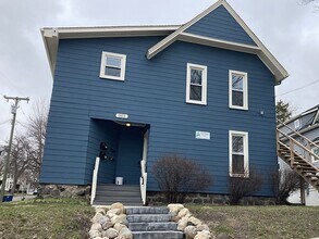 Building Photo - 303 E Madison St