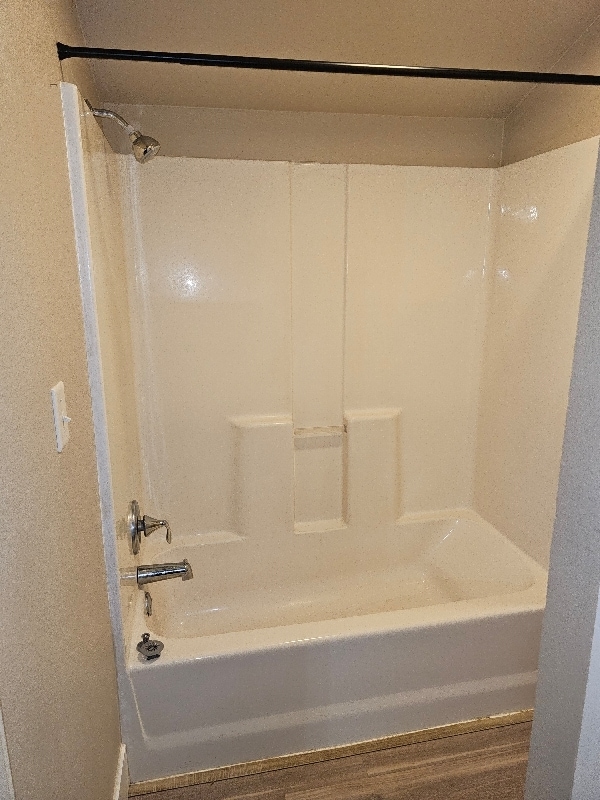 Building Photo - 590 Dee Ct