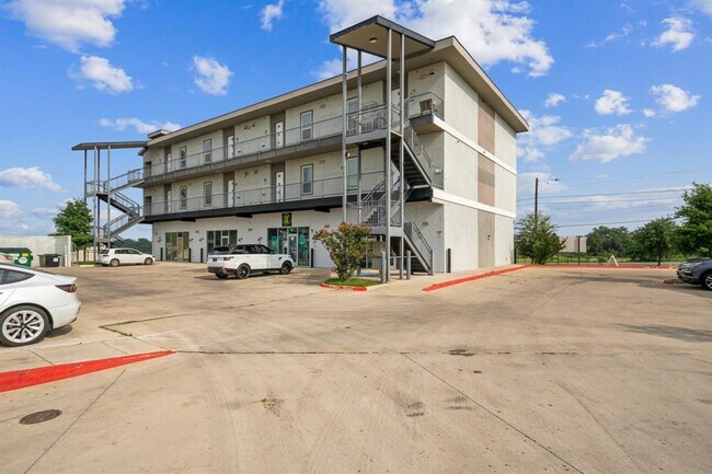 Building Photo - 4507 E Martin Luther King Jr Blvd