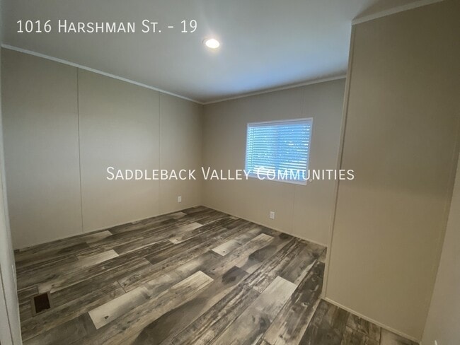 Building Photo - 1016 Harshman St