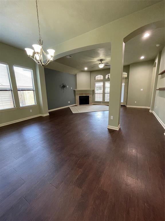 Building Photo - 951 Oak Terrace Dr