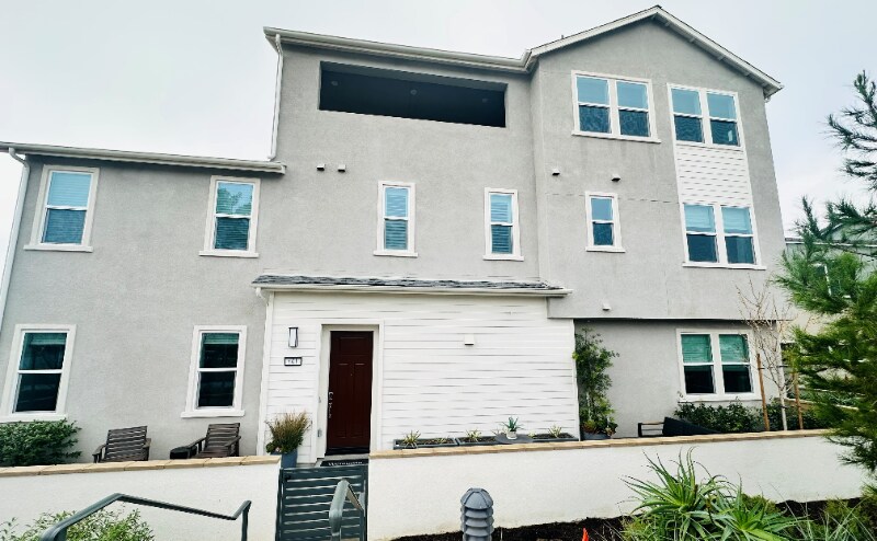 Building Photo - 601 Gadwall