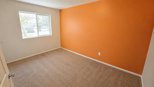 Building Photo - 2930 Dunsmoore Way