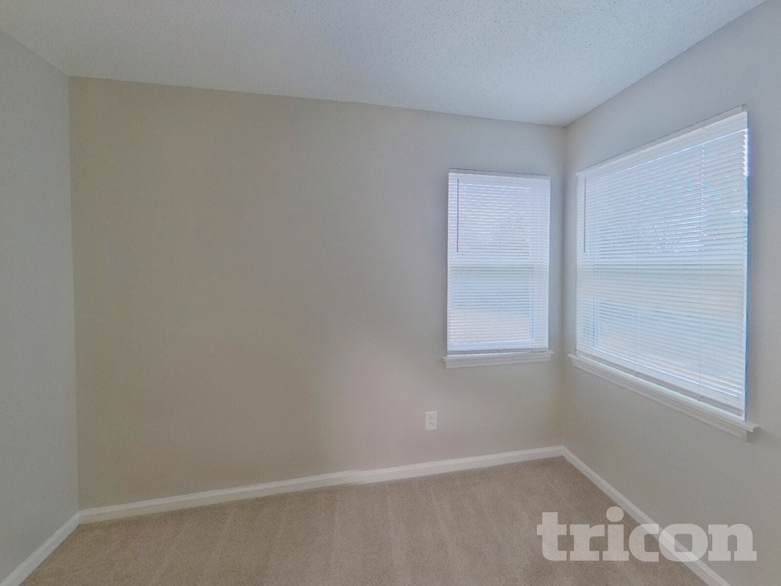 Building Photo - 9320 Amy Dr