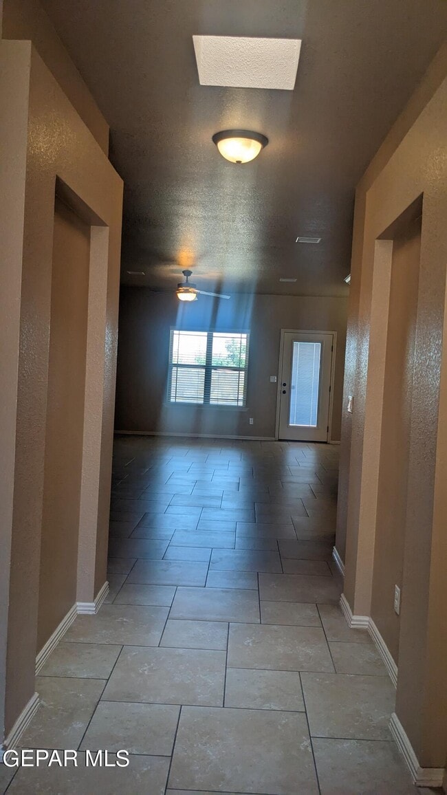 Building Photo - 3752 Loma Jacinto