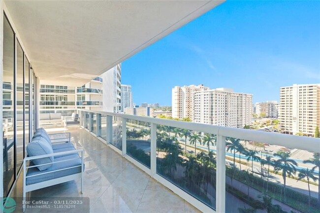 Building Photo - 1830 S Ocean Dr