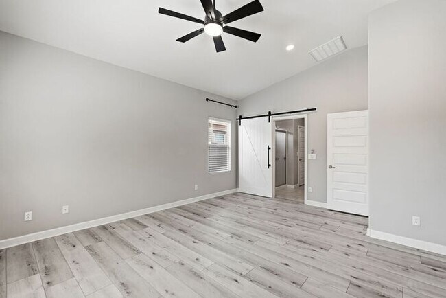 Building Photo - 9684 N Texas Ebony Ln