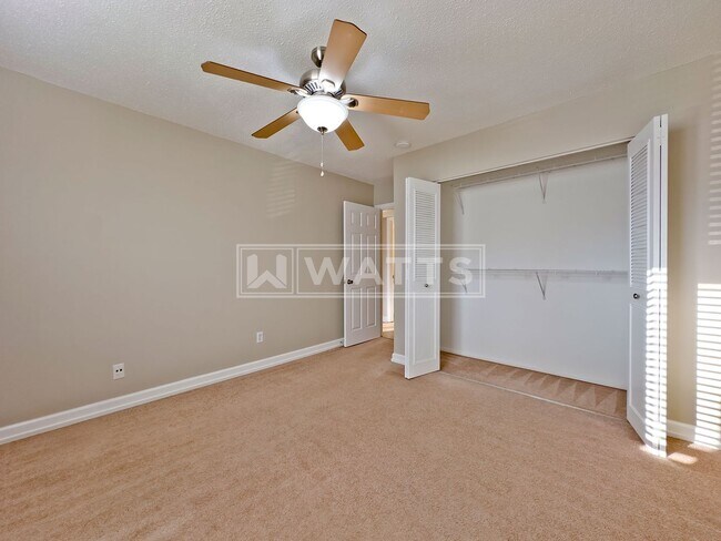 Building Photo - 1202 Woodland Vlg