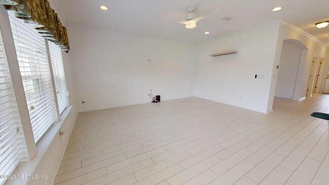 Building Photo - 9808 Kevin Rd