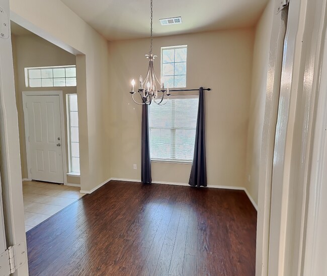 Building Photo - Modern Living Meets Texas Charm in the Heart of Vista West!