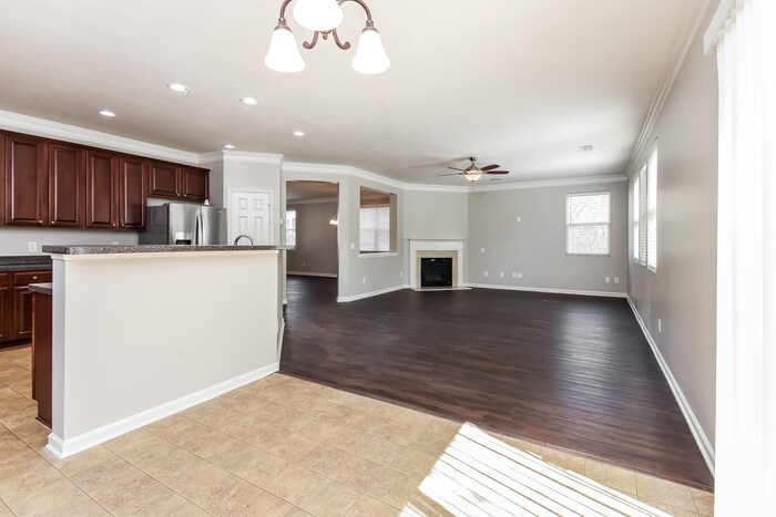 Building Photo - 2722 Groovers Lake Point