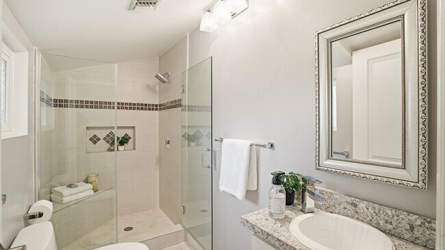 Building Photo - FALL IN LOVE with Ranch Style Living!