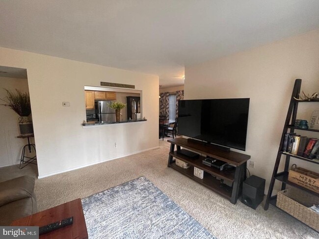 Building Photo - 907 Gregorys Way