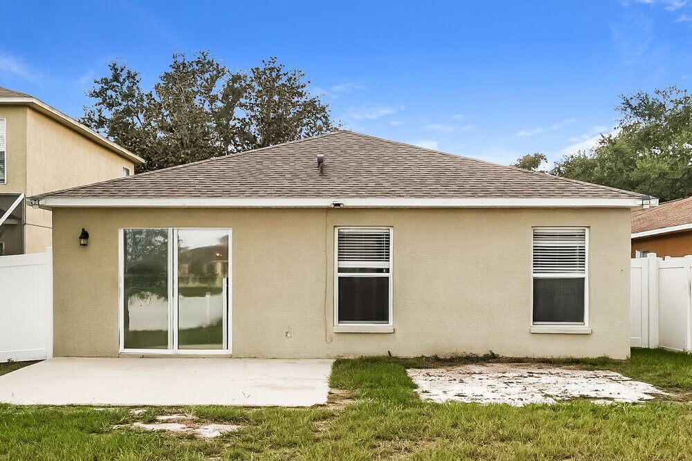 Building Photo - 10623 Navigation Dr