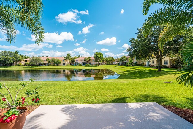 Building Photo - 460 Rainbow Springs Terrace