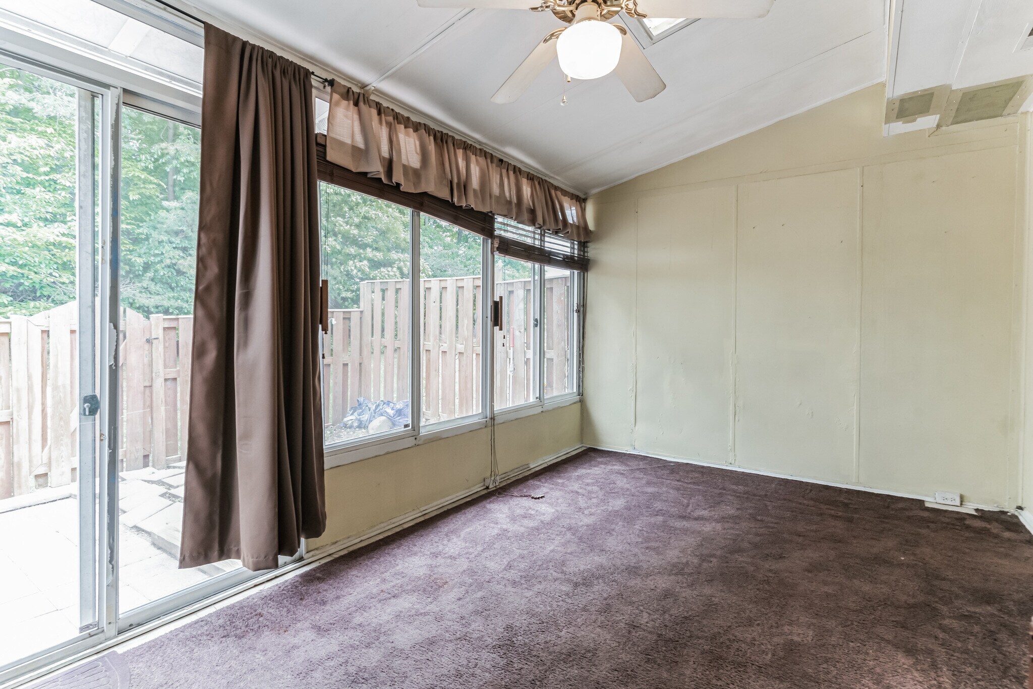 Building Photo - 15606 Traverser Ct