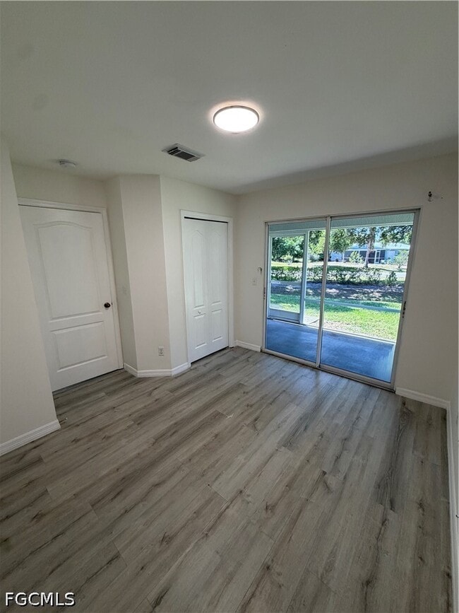 Building Photo - 10625 Windsmont Ct