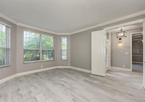 Building Photo - 1648 Bayshore Dr