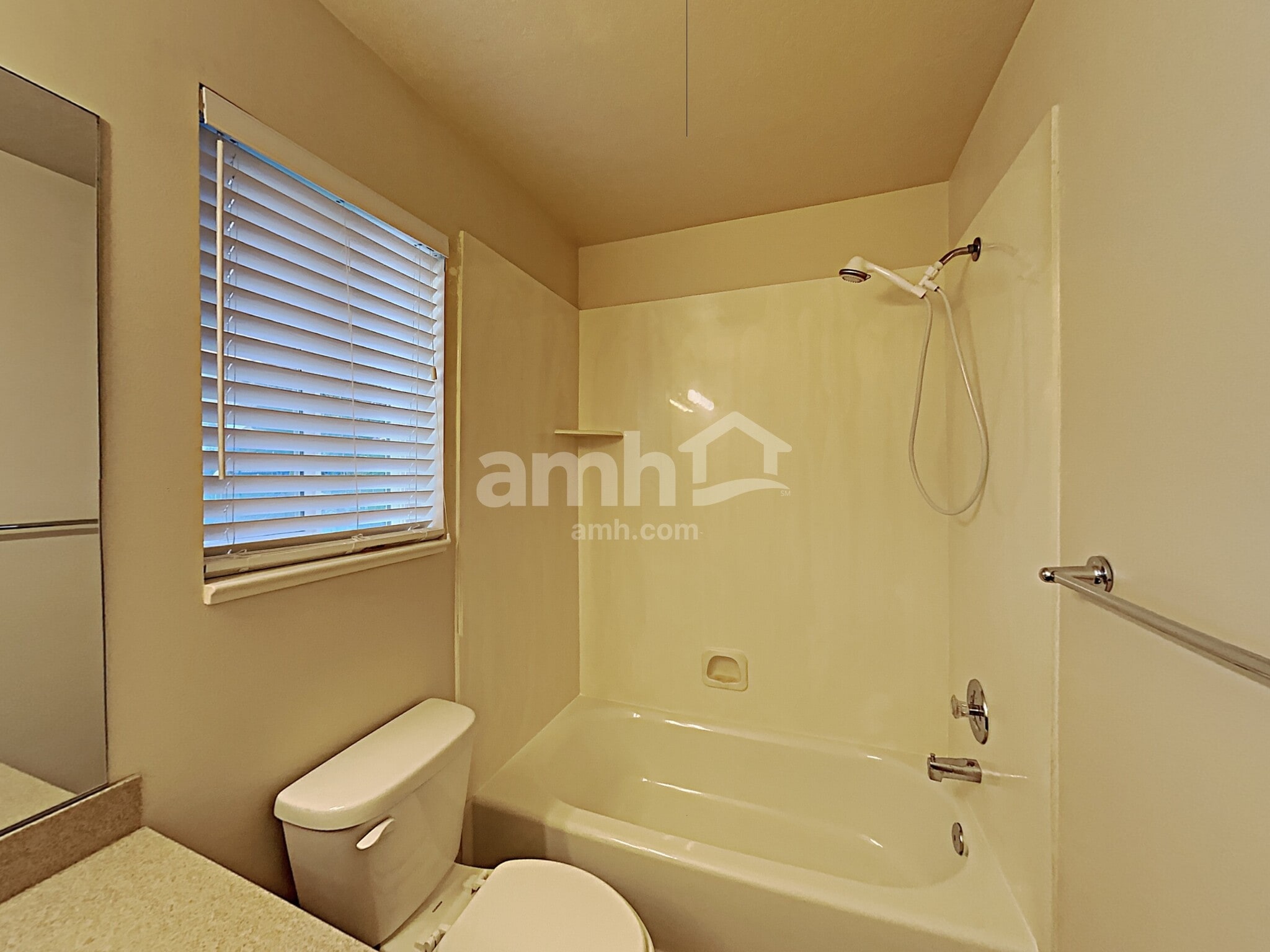 Building Photo - 845 Grove Creek Dr