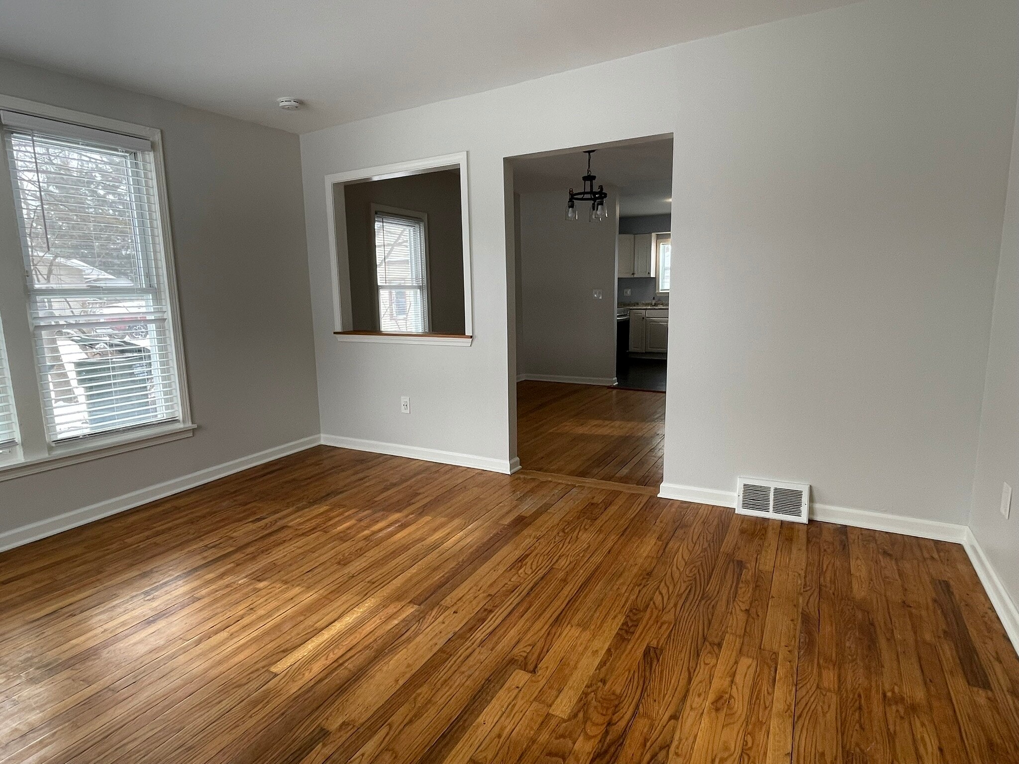 Building Photo - 2450 Gerald Ave