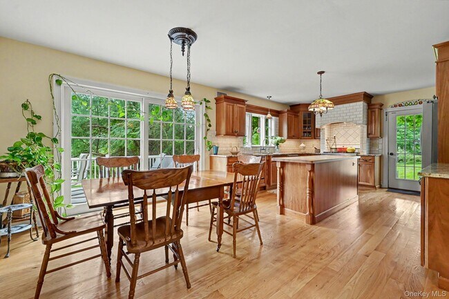 Building Photo - 154 Cherry Hill Rd