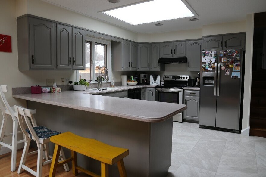 Kitchen - 131 Mill Ln