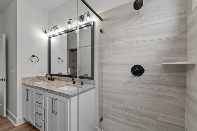 Building Photo - Gorgeous New Construction near Downtown Durham, Premium Finishes - Pet Friendly!