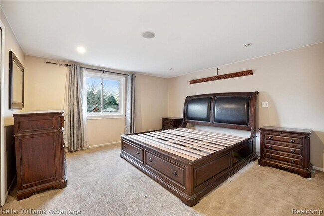 Building Photo - 19263 Sunset St