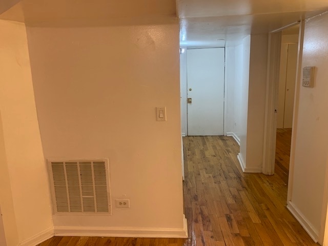 Building Photo - 127 E 59th St