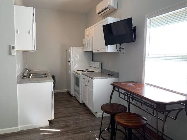 Kitchen - 1616 N 2nd St