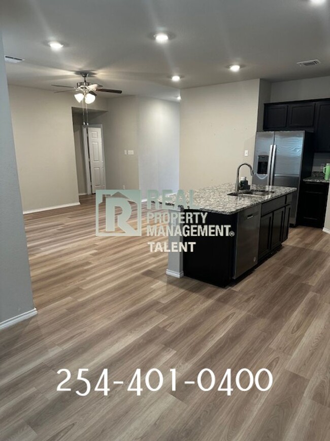 Building Photo - 3-bedroom, 2-bathroom home located in Temple
