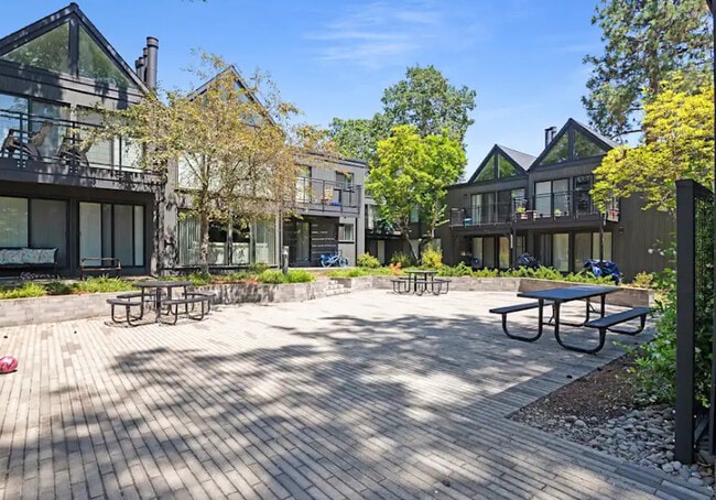 Building Photo - Timberwood Apartments