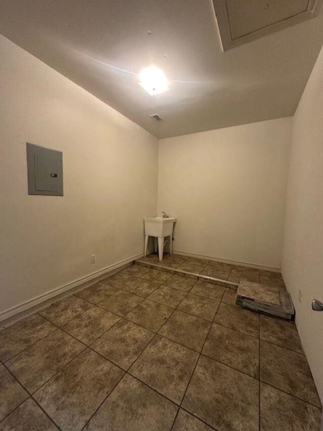 Building Photo - 10529 Winrock Dr