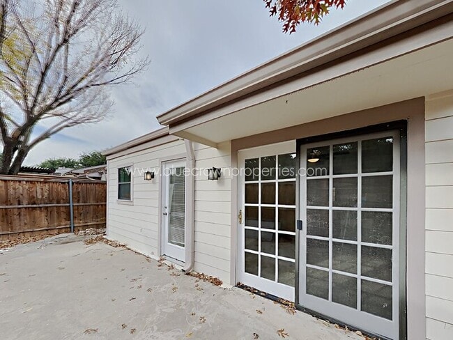 Building Photo - 13806 Brookgreen Dr